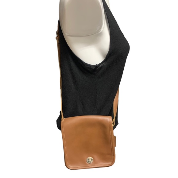 Coach Handbags - Vintage camel brown coach square crossbody purse